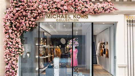 is michael kors store open|what stores carry michael kors.